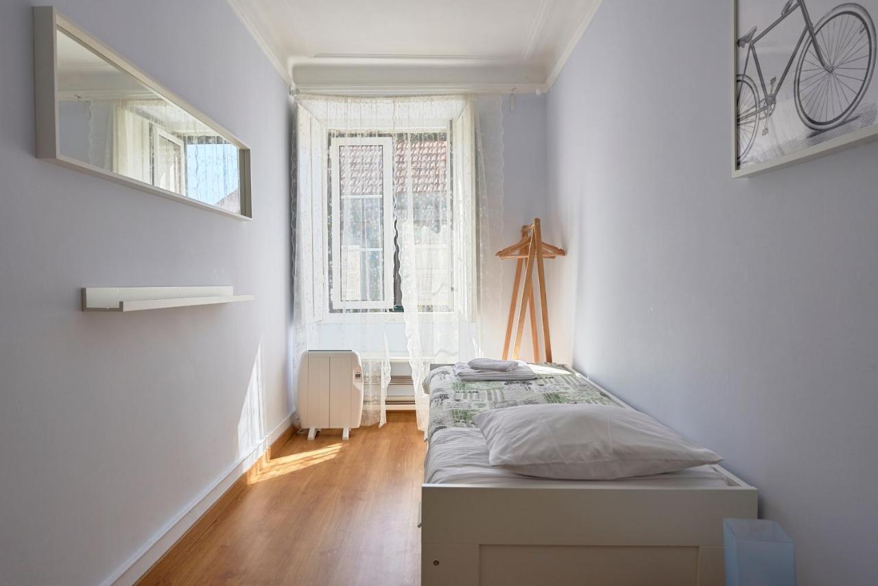 Aesthetic Riverview Apartment In Historical Lisbona Esterno foto