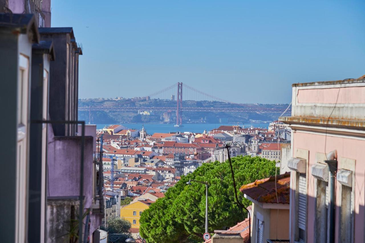 Aesthetic Riverview Apartment In Historical Lisbona Esterno foto