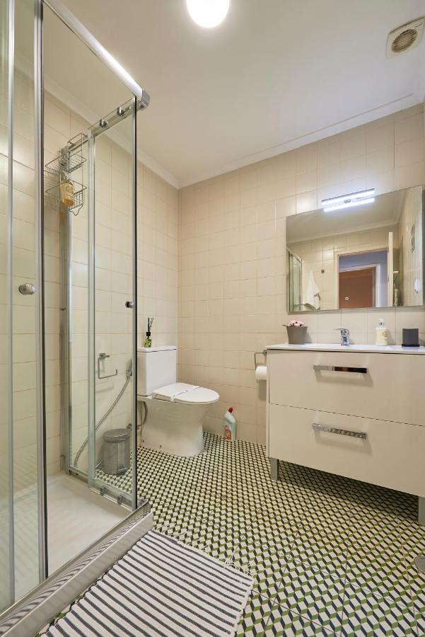 Aesthetic Riverview Apartment In Historical Lisbona Esterno foto