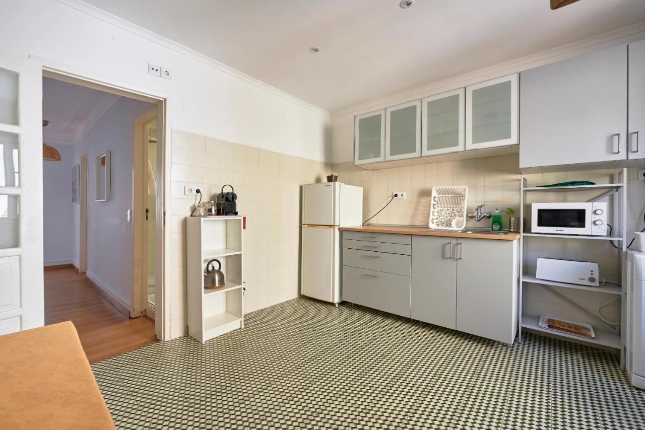 Aesthetic Riverview Apartment In Historical Lisbona Esterno foto